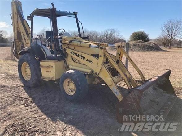 Komatsu WB140 Retroescavadoras