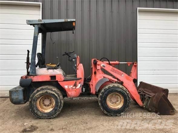 Kubota R420 Pás carregadoras de rodas