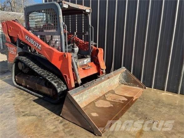 Kubota SVL75-2 Carregadoras de direcção deslizante