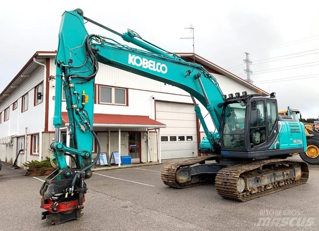 Kobelco SK210LC-10 Escavadoras de rastos