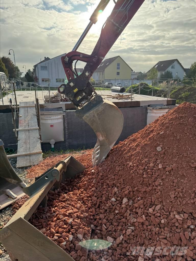 Yanmar B 110 W Escavadoras de rodas