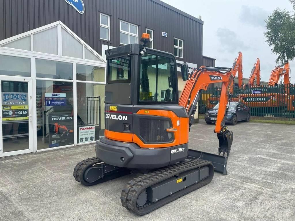 Develon DX 35 Z-7 Mini Escavadoras <7t
