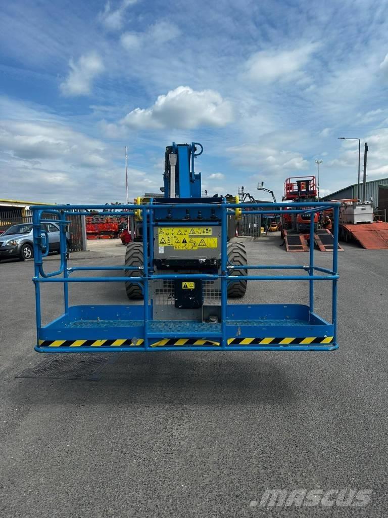 Genie ZX 135/70 Elevadores braços articulados