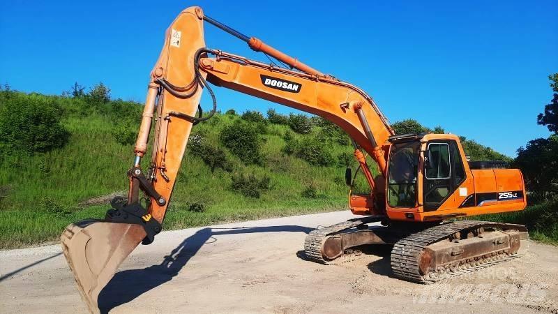 Daewoo S255 LC Escavadoras de rastos