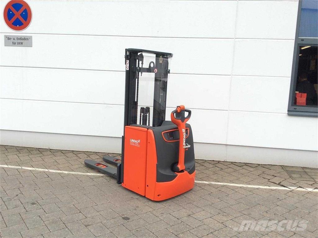 Linde L14 Self propelled stackers