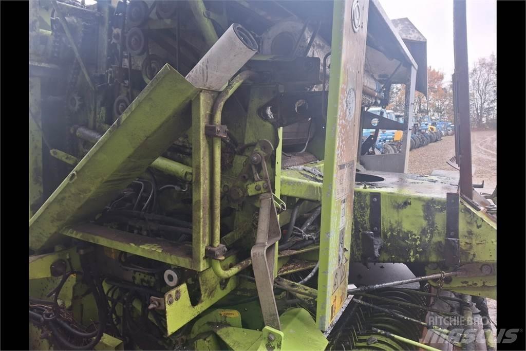 CLAAS 255 Tratores Agrícolas usados