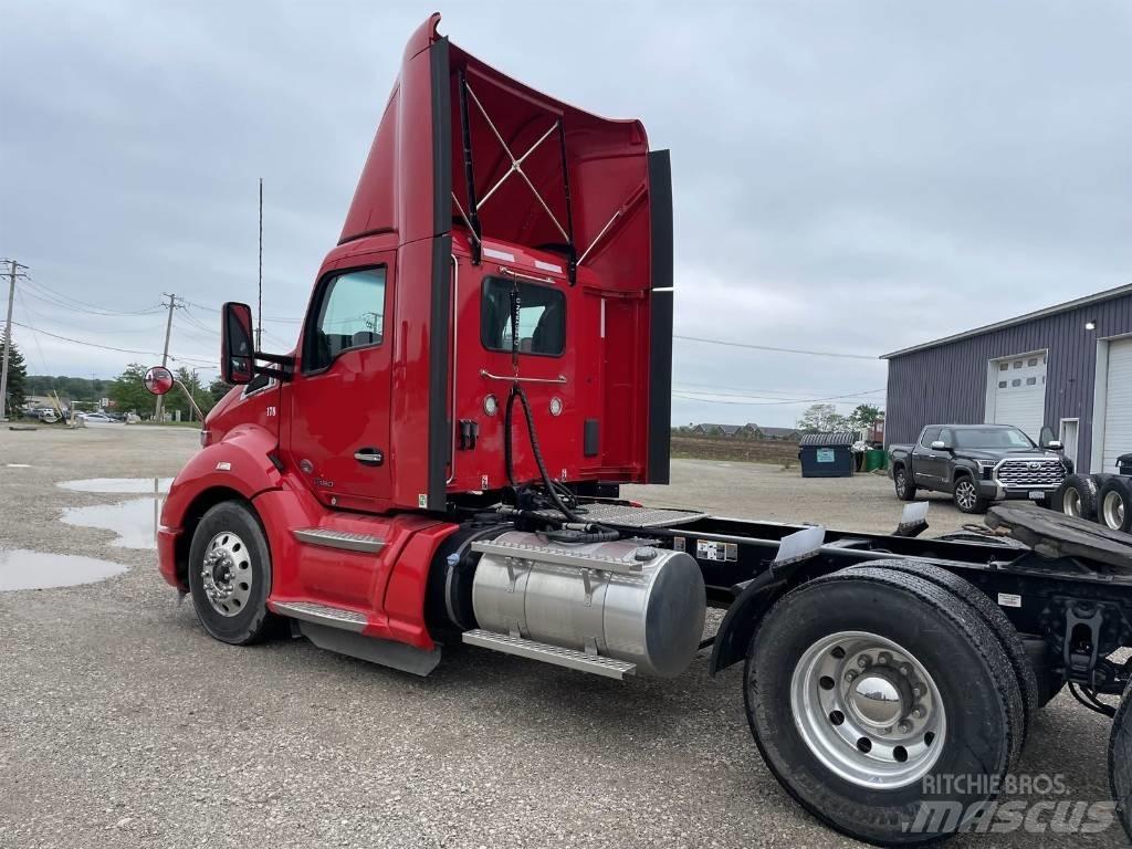 Kenworth T 680 Tractores (camiões)