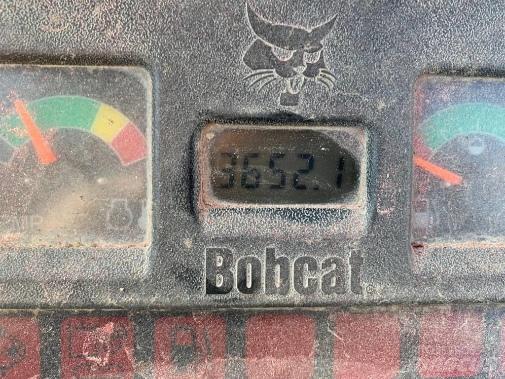 Bobcat 425 Mini Escavadoras <7t