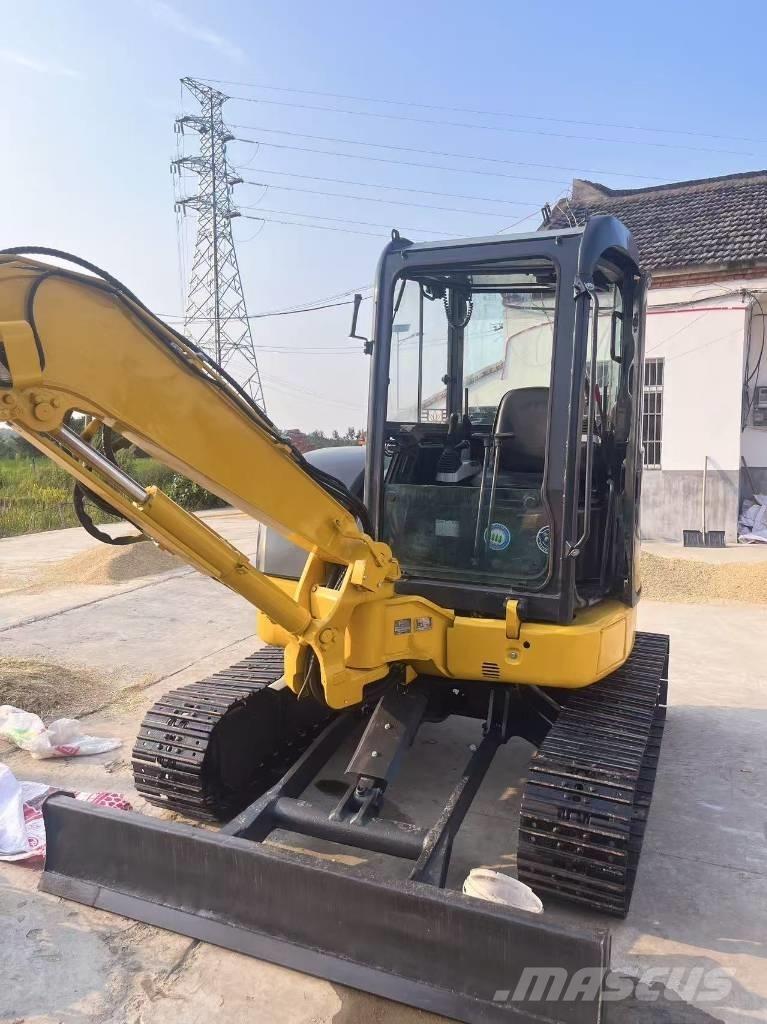 Komatsu PC 40 MR Mini Escavadoras <7t
