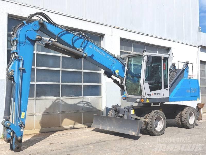 Fuchs MHL 320 D Manipuladores de resíduos / indústria