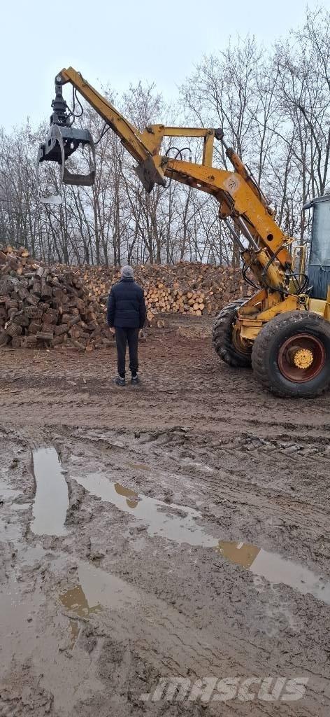 UN Forklift 45.2 Ceifeiras debulhadoras