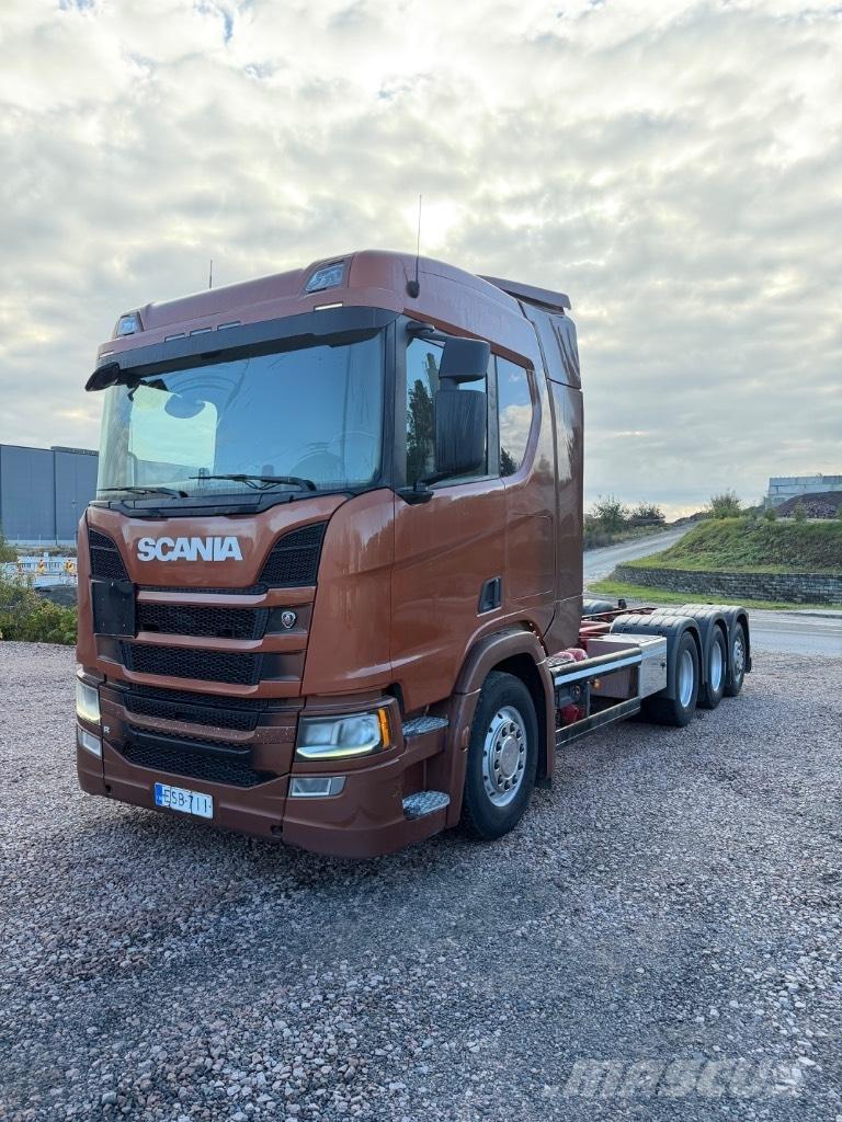Scania R540B8x4*4NB Camiões de chassis e cabine