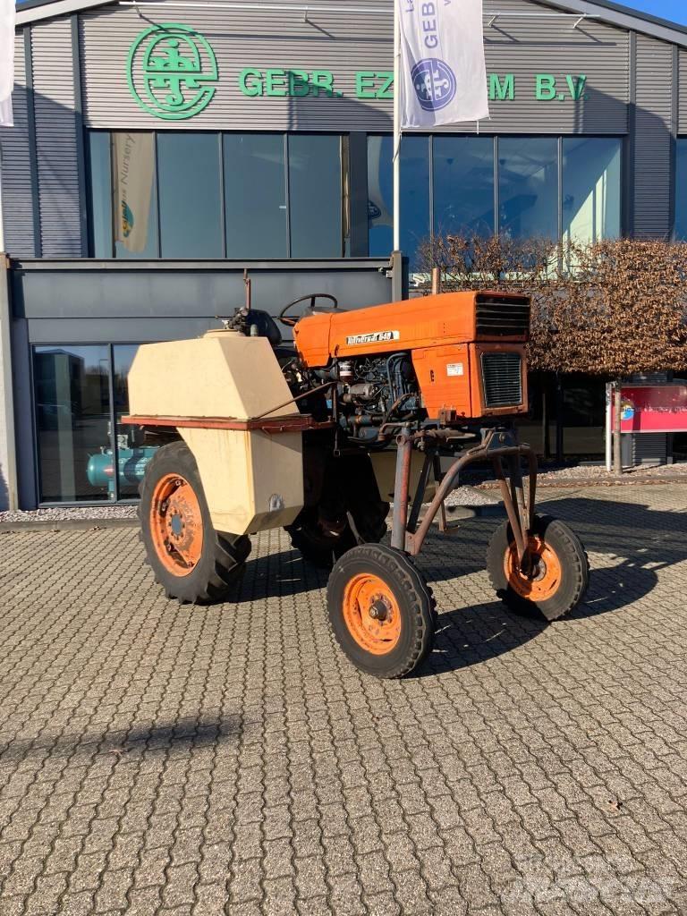 Universal 640V Tratores Agrícolas usados
