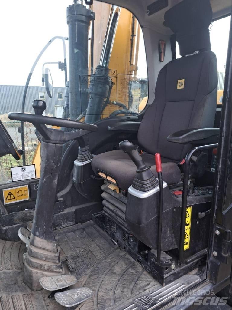 JCB JS 145 W Escavadoras de rodas