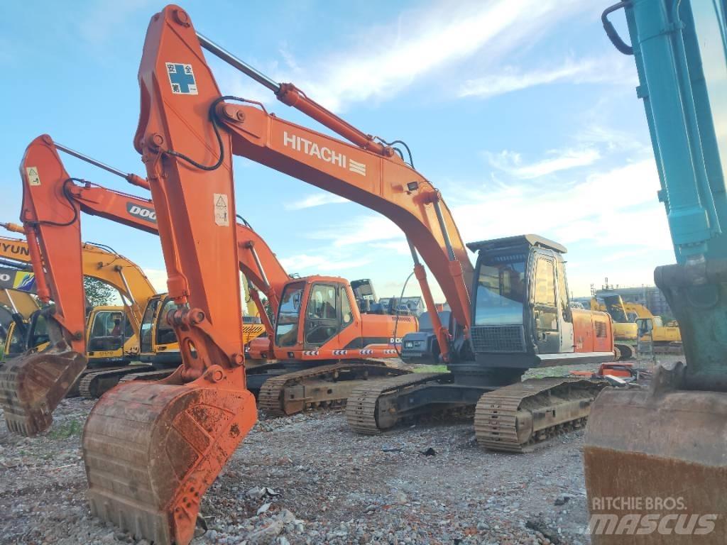 Hitachi ZX 210 Escavadoras de rastos