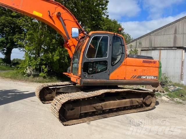 Doosan DX 225 LC Escavadoras de rastos