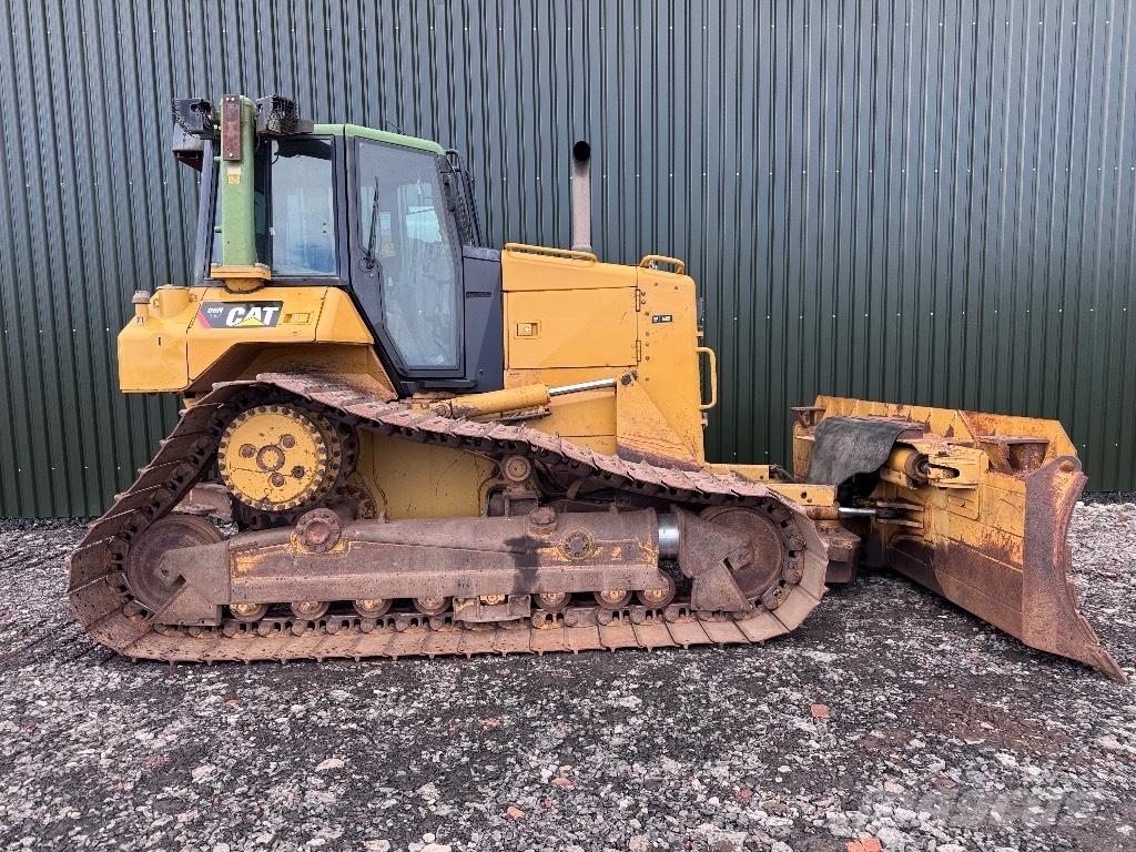 CAT D 6 N LGP Dozers - Tratores rastos