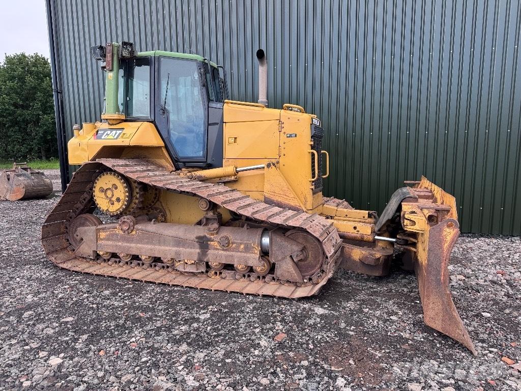 CAT D 6 N LGP Dozers - Tratores rastos