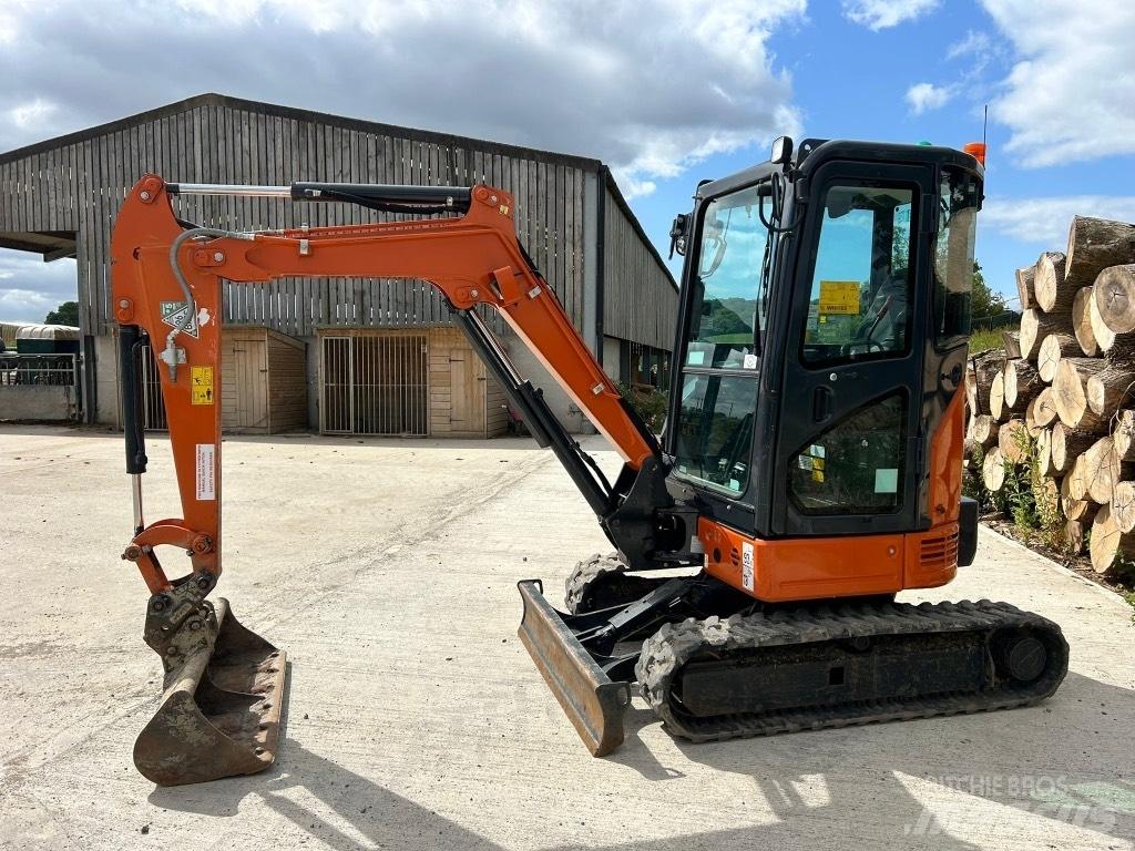Hitachi ZX 26 U-6 Mini Escavadoras <7t