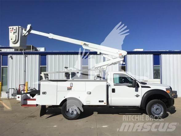 Altec AT200A Plataformas aéreas montadas em camião