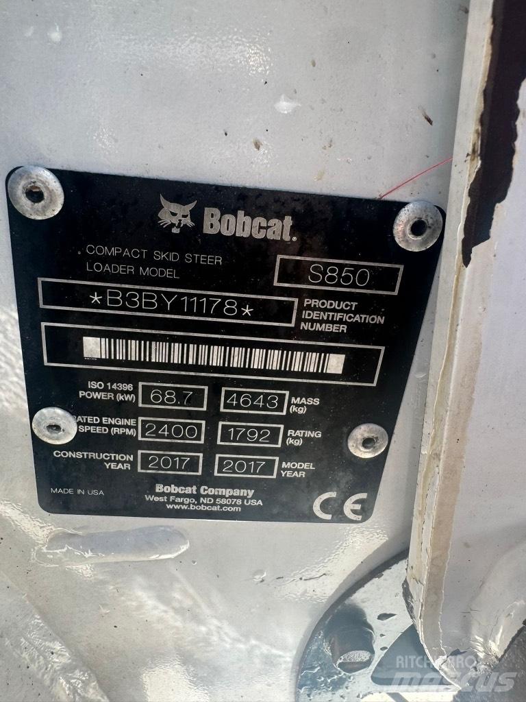 Bobcat S 850 Carregadoras de direcção deslizante