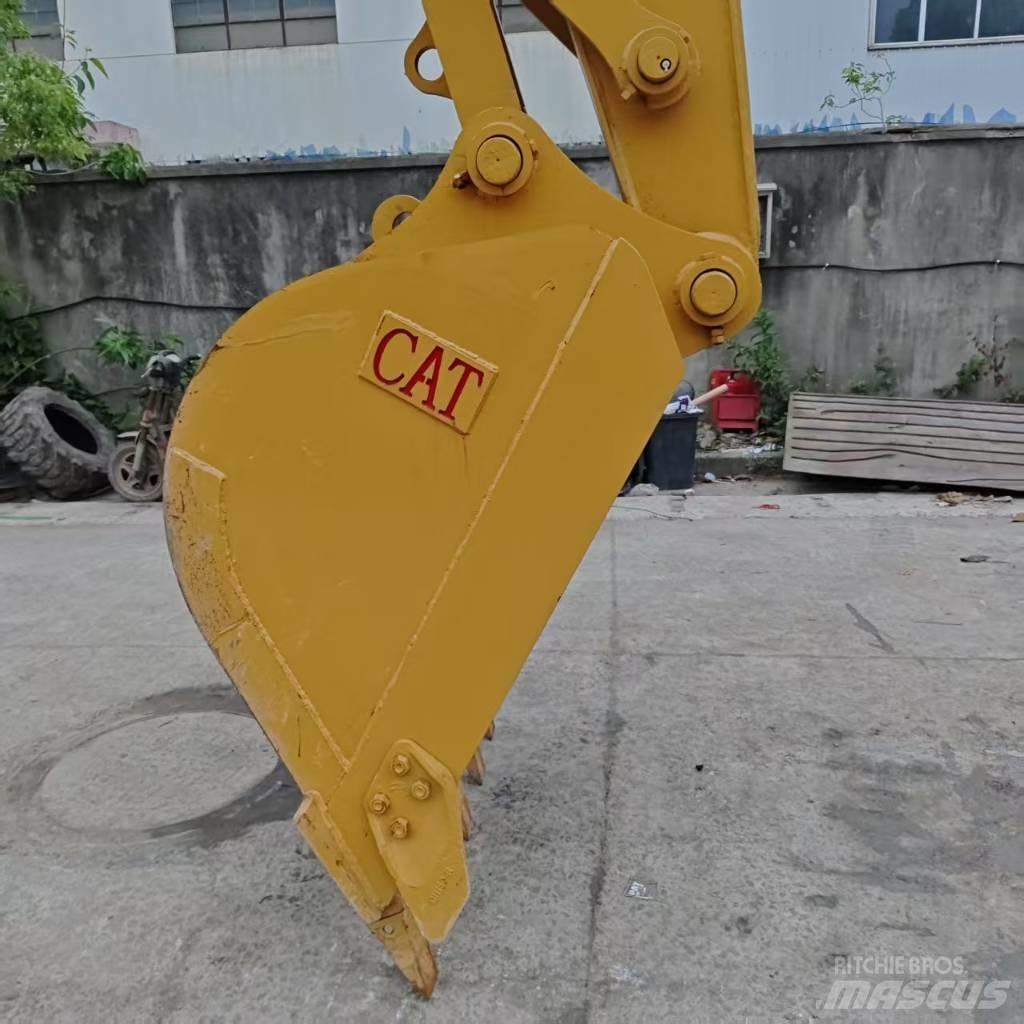 CAT 320 Escavadoras de rastos