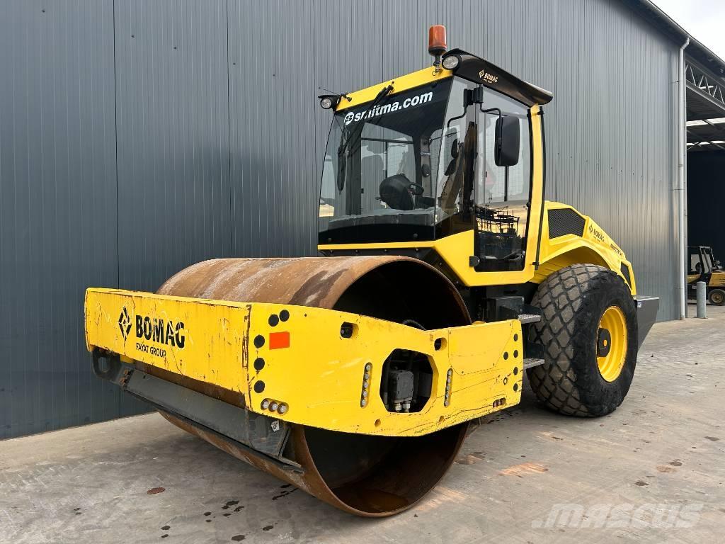 Bomag BW213D-5 Cilindros Compactadores monocilíndricos