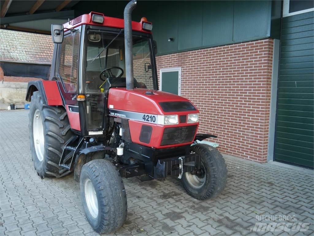Case IH 4210 XL Tratores Agrícolas usados