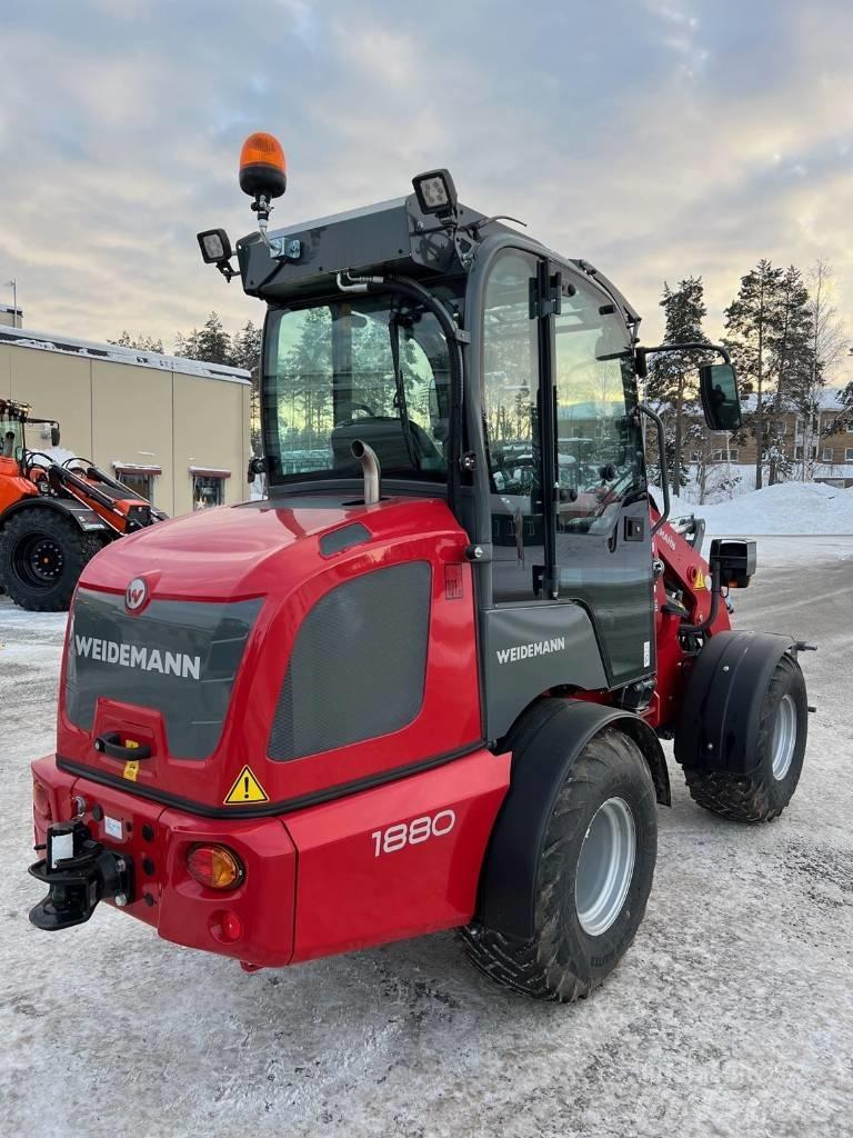 Weidemann 1880 Pás carregadoras de rodas