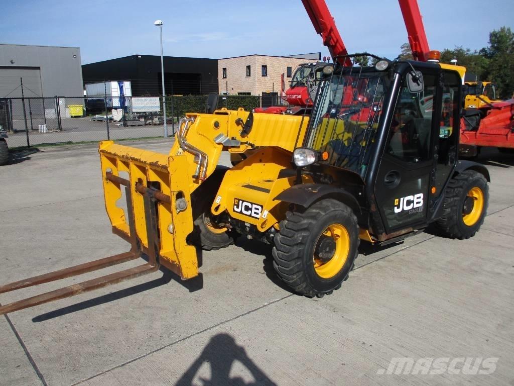 JCB 525-60T5 (582) Manipuladores telescópicos