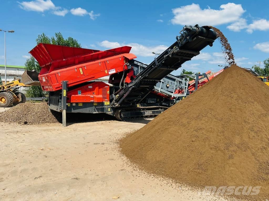Terex Finlay 883+ Crivos móveis