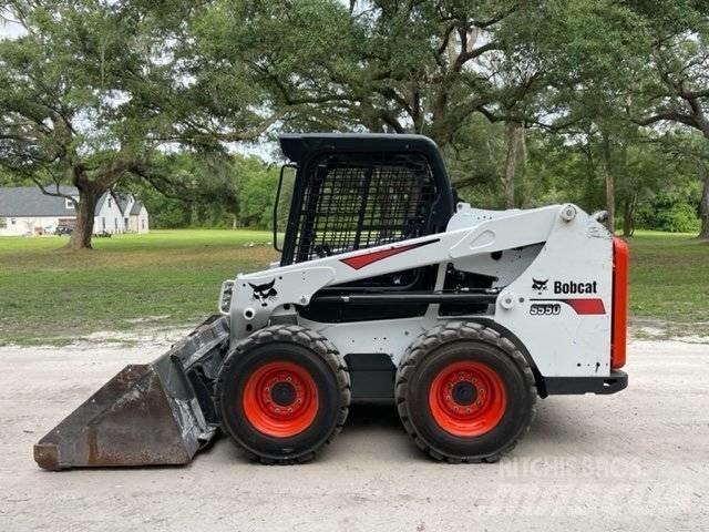 Bobcat S 550 Carregadoras de direcção deslizante