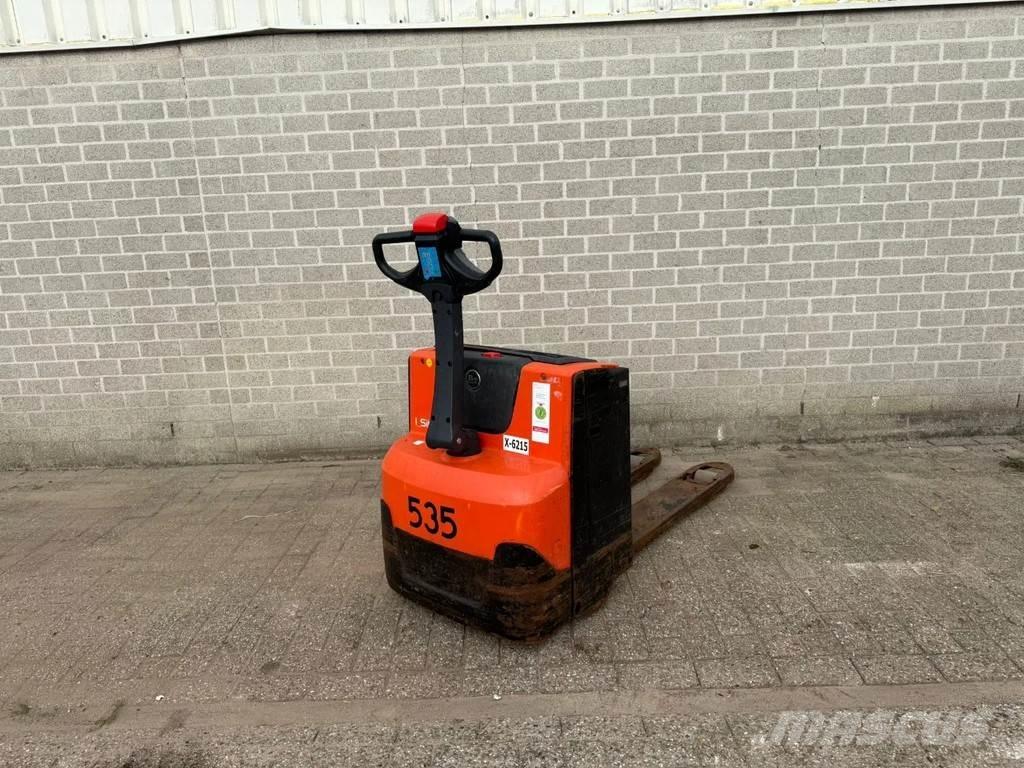 BT SWE200D Empilhador para operador externo
