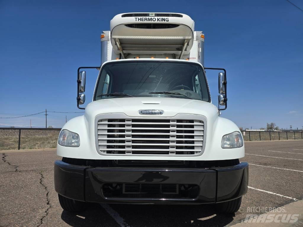 Freightliner M 106 Camiões caixa temperatura controlada