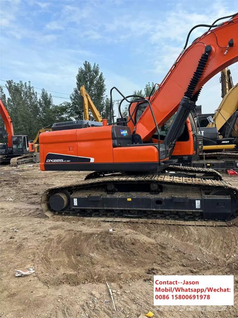 Doosan DX 225 LCA Escavadoras de rastos