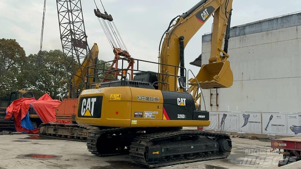 CAT 326D2 Escavadoras de rastos