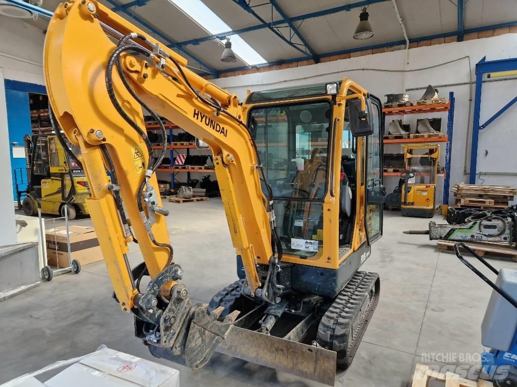 Hyundai R18-9AK Mini Escavadoras <7t