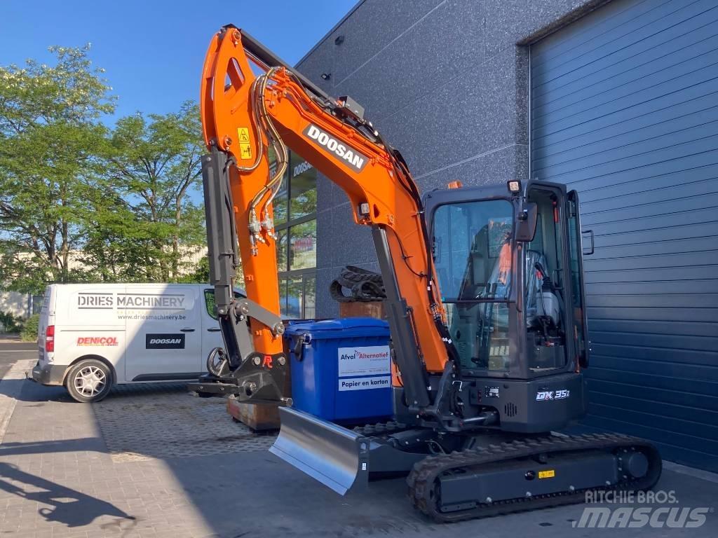 Develon DX 35 Z-7 Mini Escavadoras <7t
