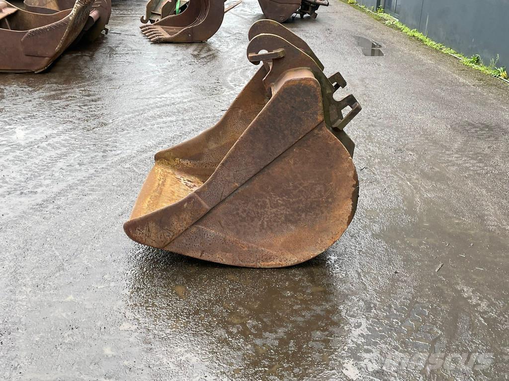 CAT Digging bucket Baldes