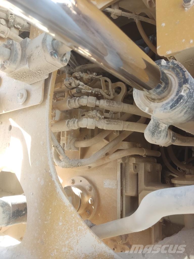 CAT 966 M Pás carregadoras de rodas