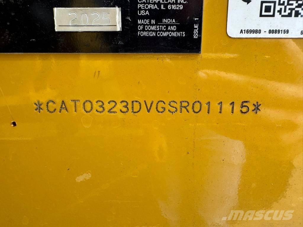 CAT 323D3 Escavadoras de rastos