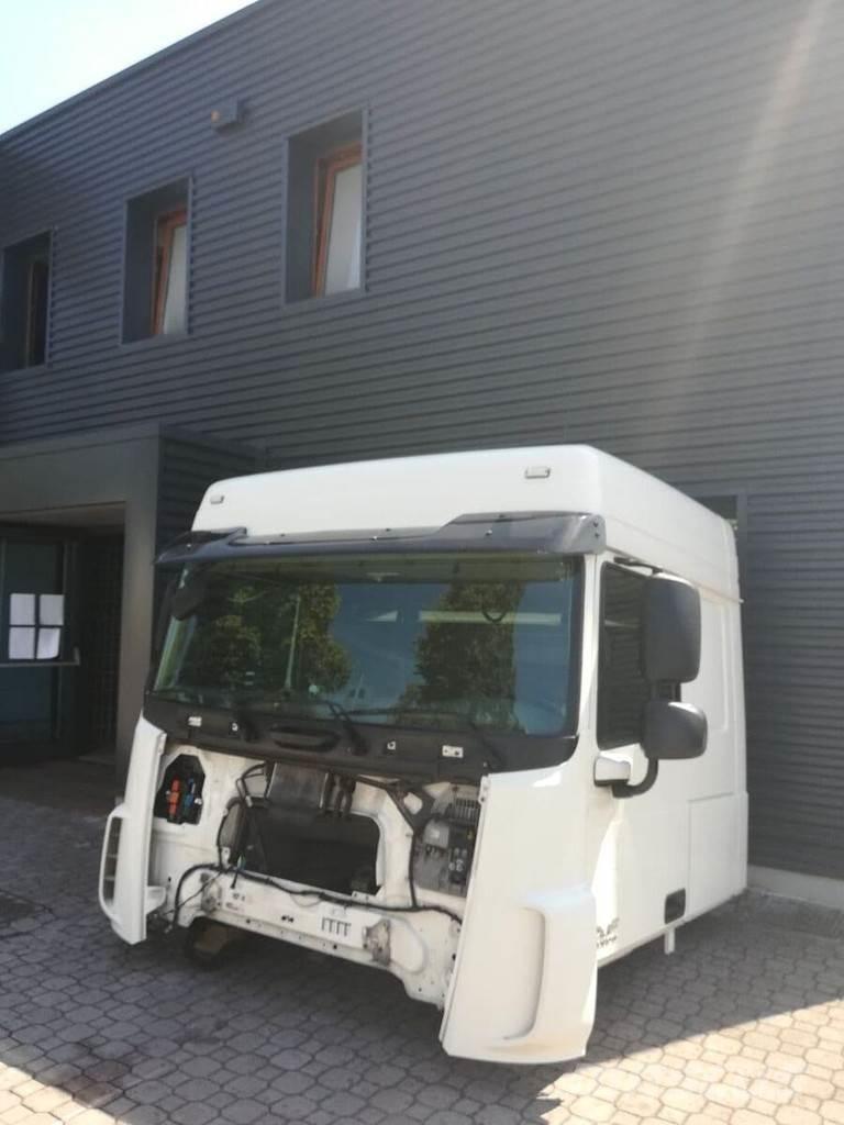 DAF XF 106 Euro 6 Cabines e interior