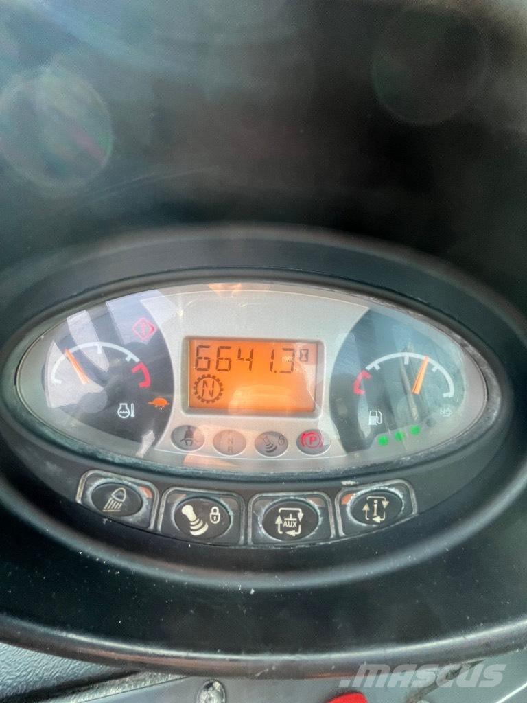 Bobcat T 40.180 Manipuladores telescópicos