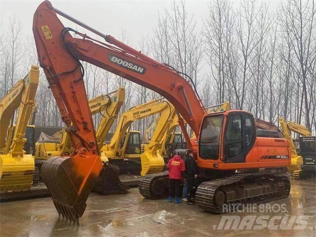 Doosan DX300LC Escavadoras de rastos
