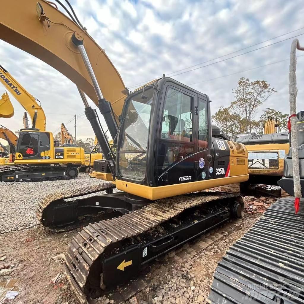CAT 325 D Escavadoras de rastos