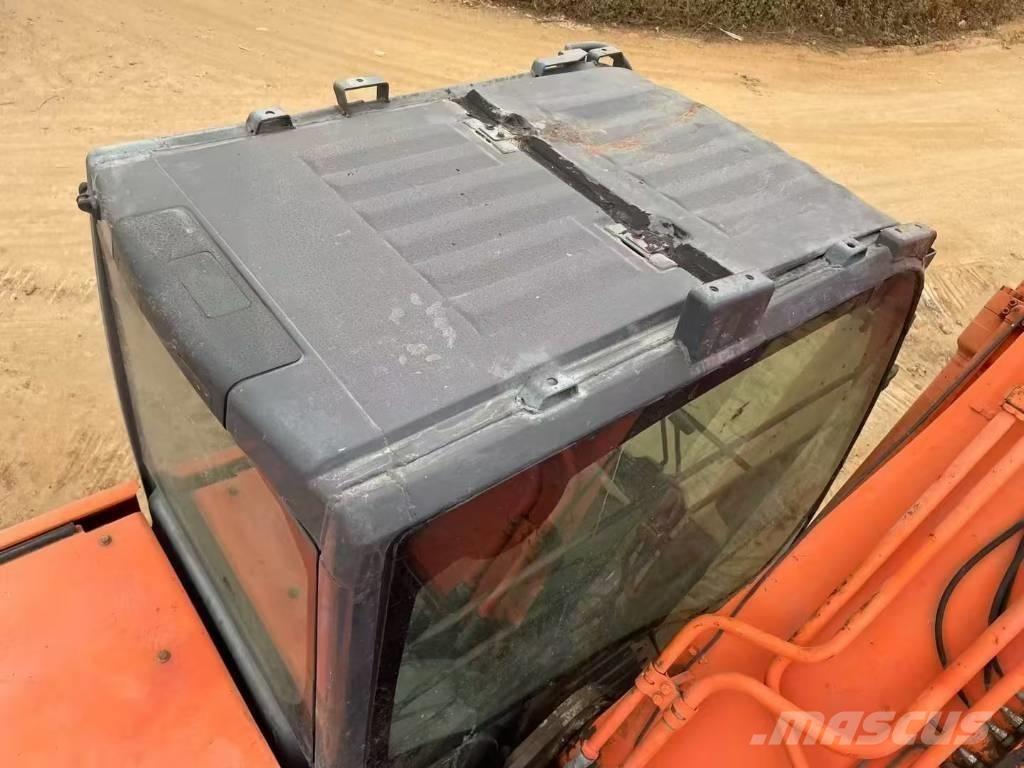 Hitachi ZX 200 Escavadoras de rastos