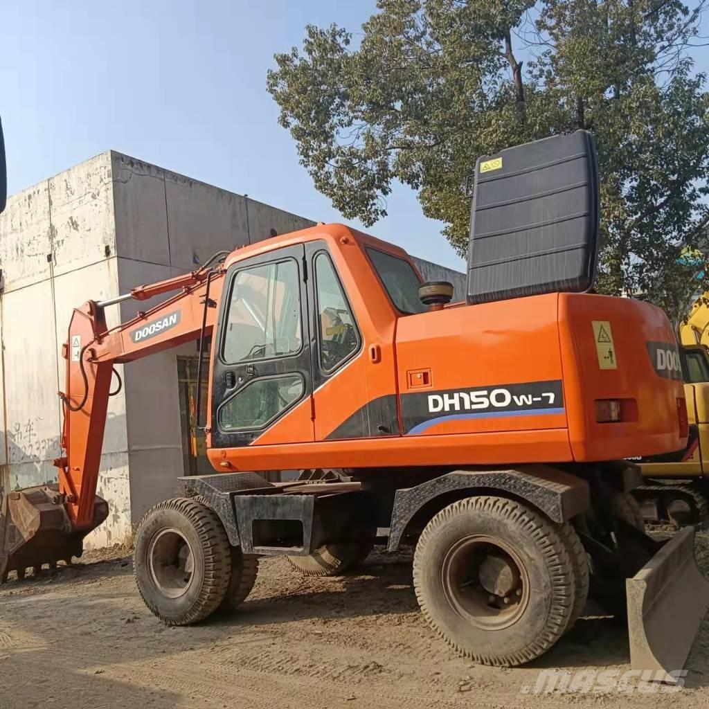 Doosan DH150W-7 Escavadoras de rodas
