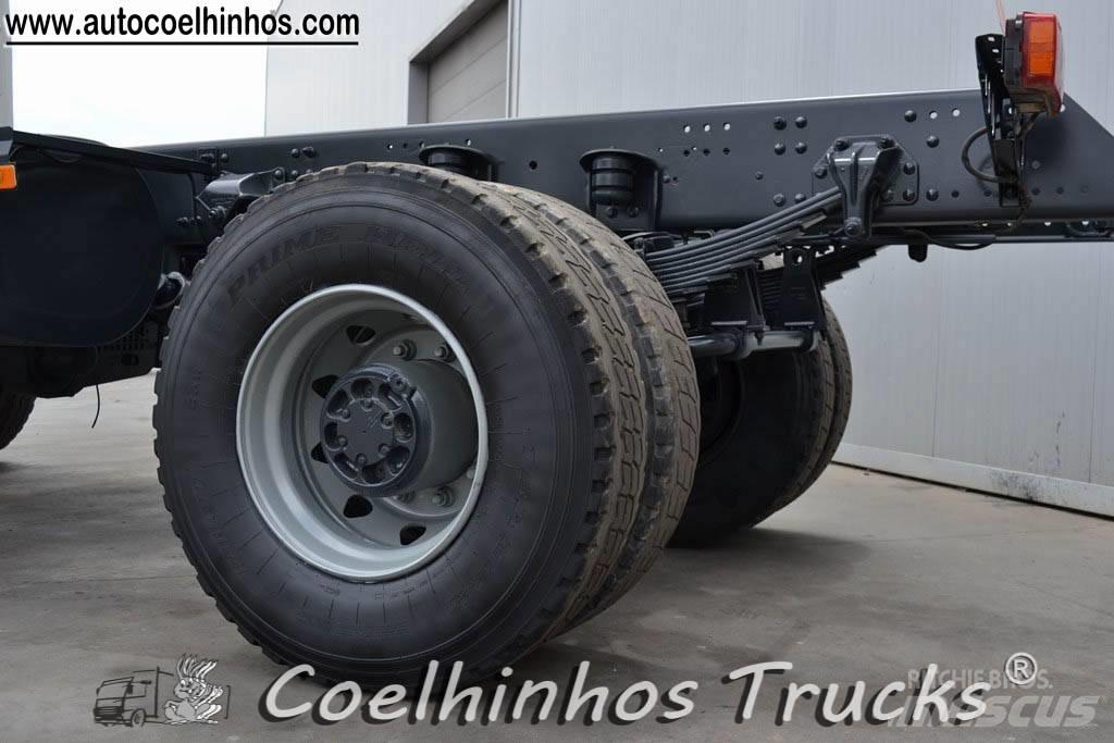 Volvo Fm 300  4x4 Camiões de chassis e cabine