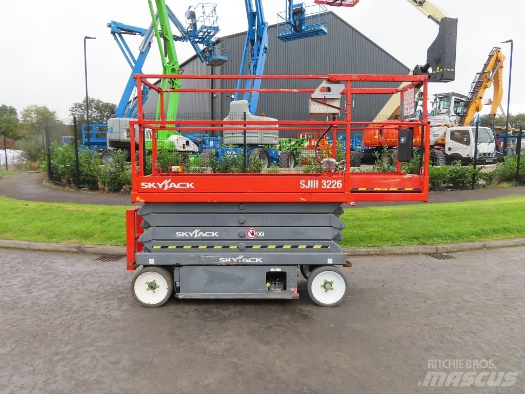 SkyJack SJ III 3226 Elevadores de tesoura