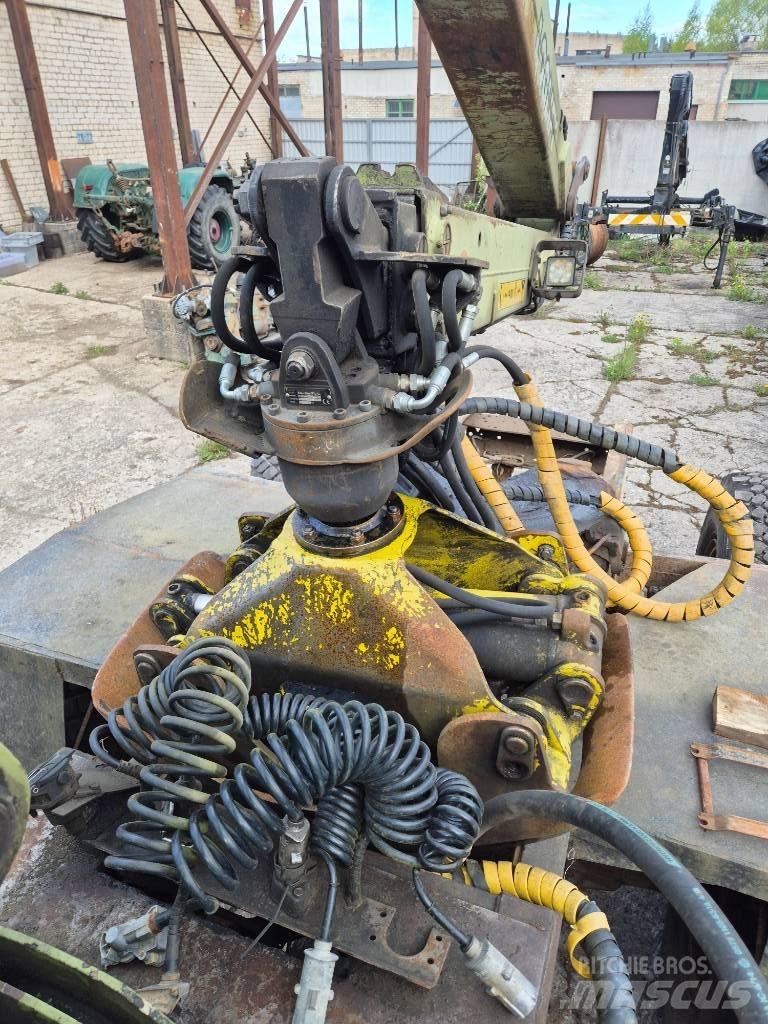Loglift 82S Gruas para troncos